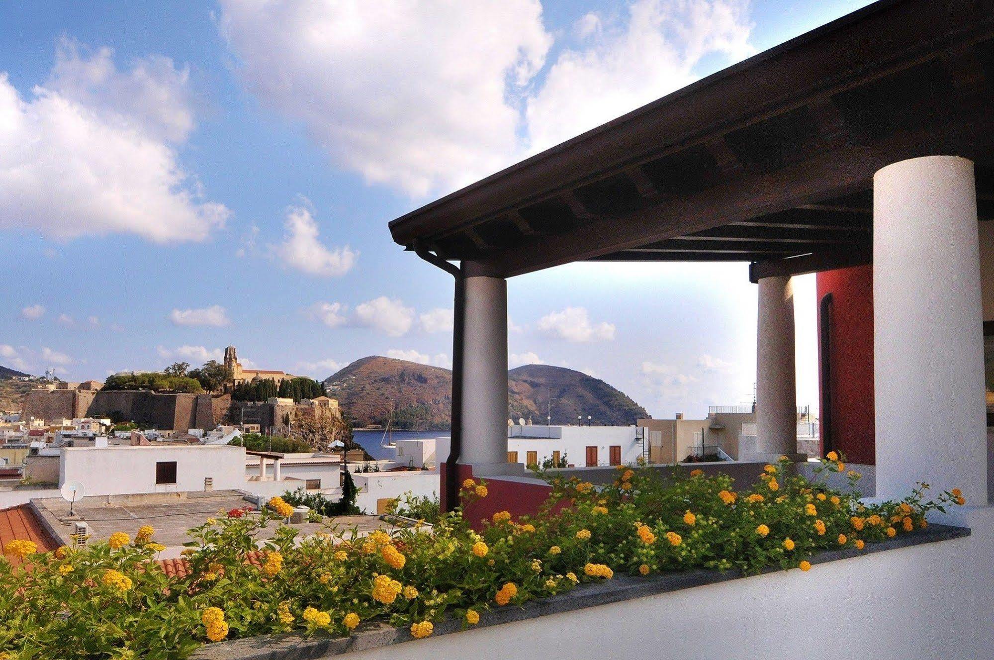 Arciduca Grand Hotel Lipari  Extérieur photo