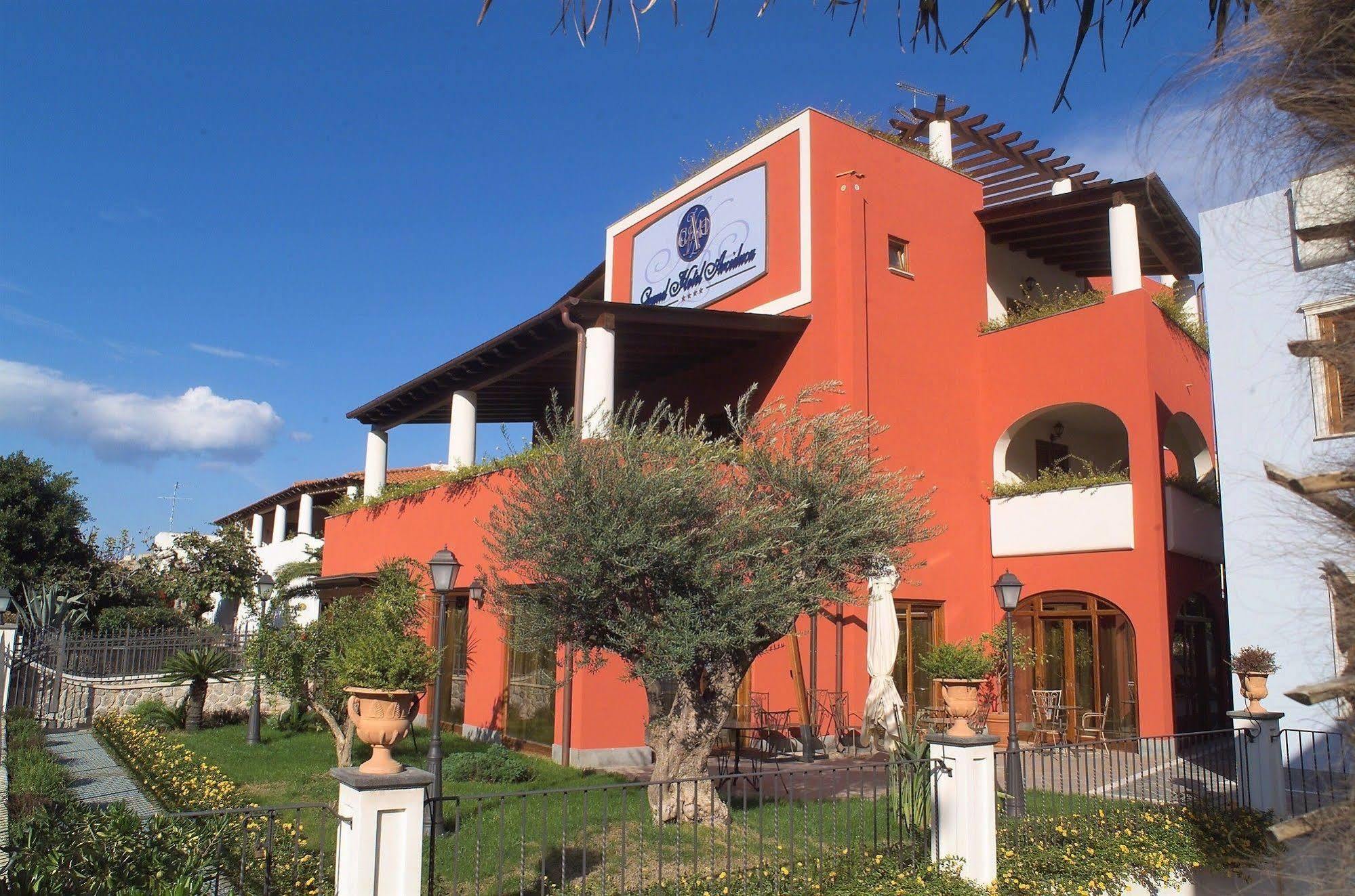 Arciduca Grand Hotel Lipari  Extérieur photo